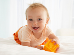 怀孕6周能看出男女吗?验血看男孩女孩准不准？ 